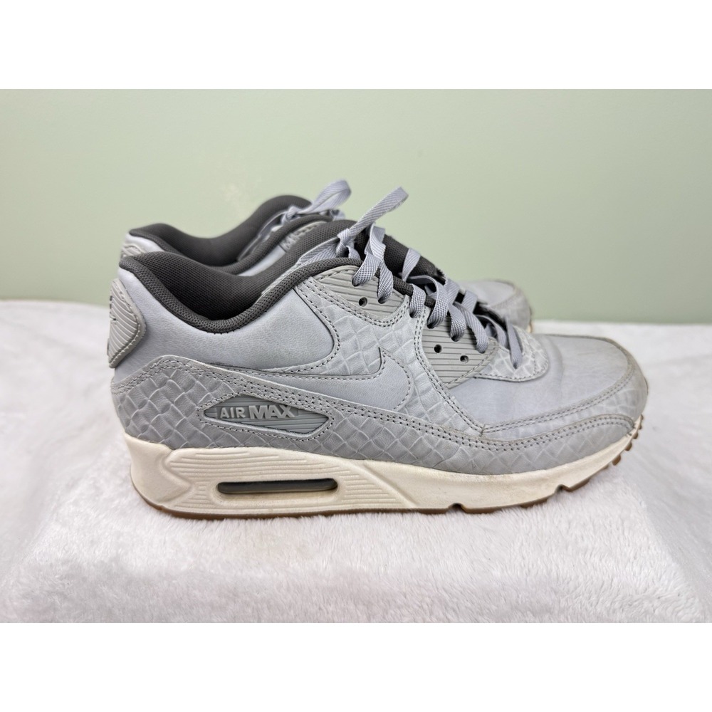 Nike Air Max 90 Grey Snakeskin Leather Gum Sole Sneakers Womens 443817-010
